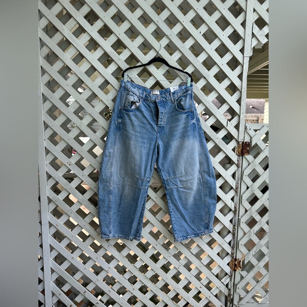 Free People Blue Vintage Wash Barrel Jeans - Picture 5 of 7